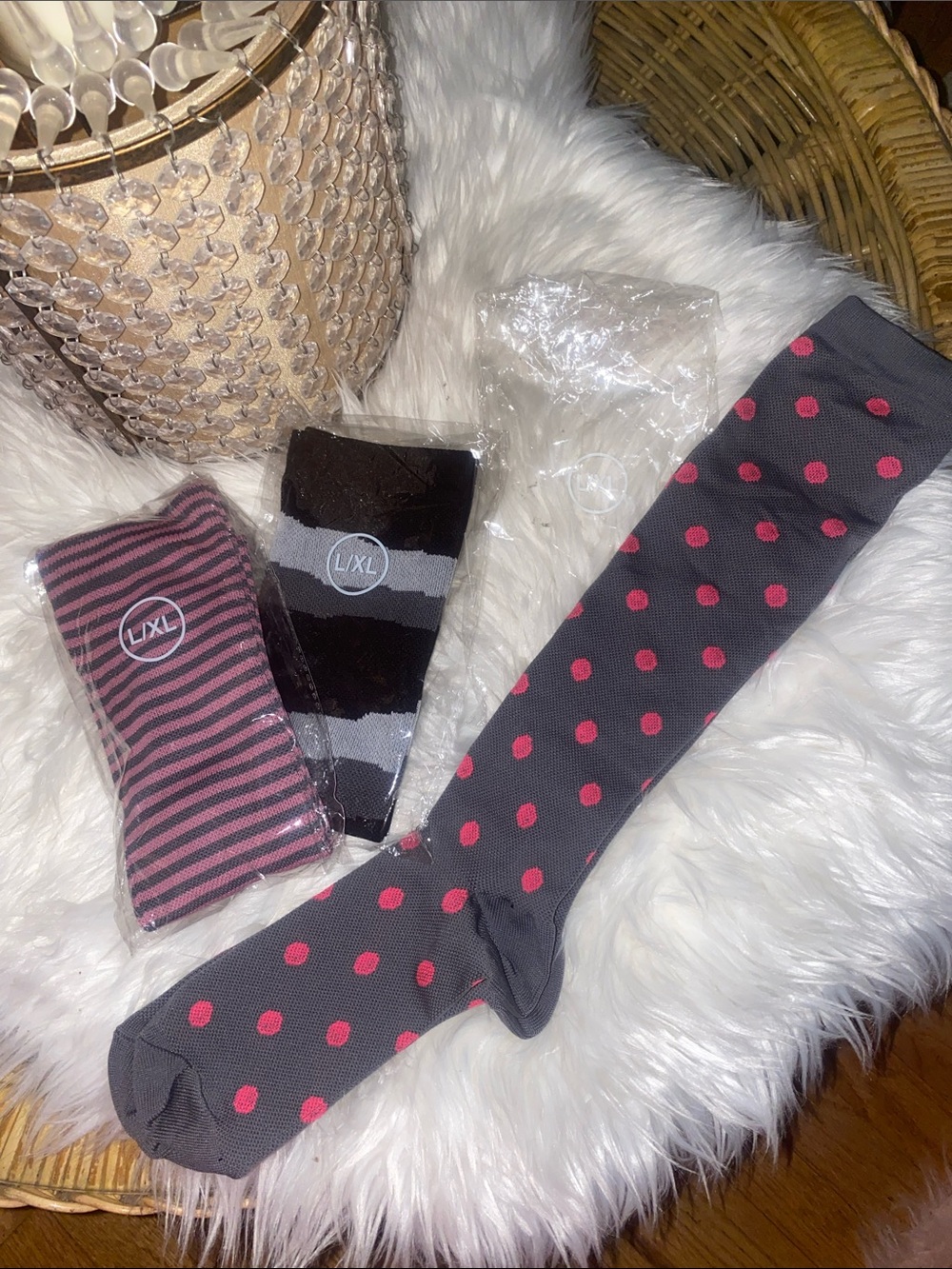 3 pairs of grey/pink:black stretch knee socks- size L/XL - NWOT